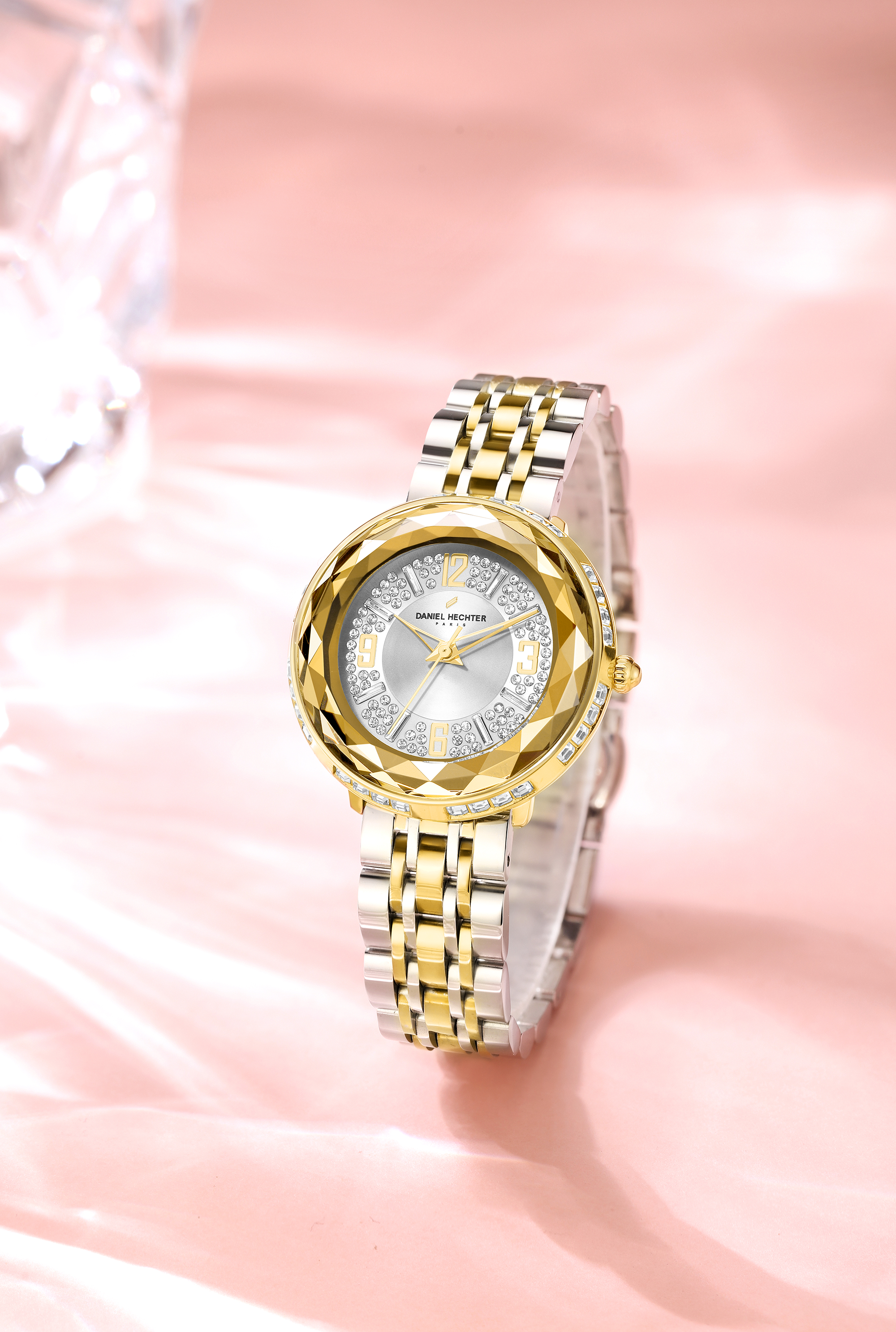 Daniel Hechter Paris Palais-Royal Collection DHW2003-55