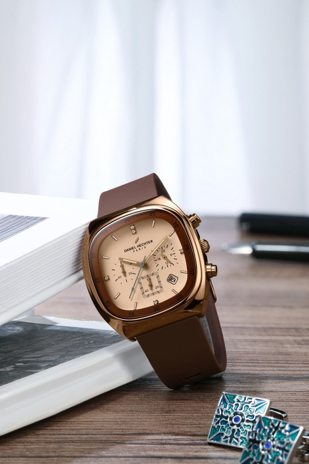 Daniel Hechter Paris Bercy Collection | DHM1001-06