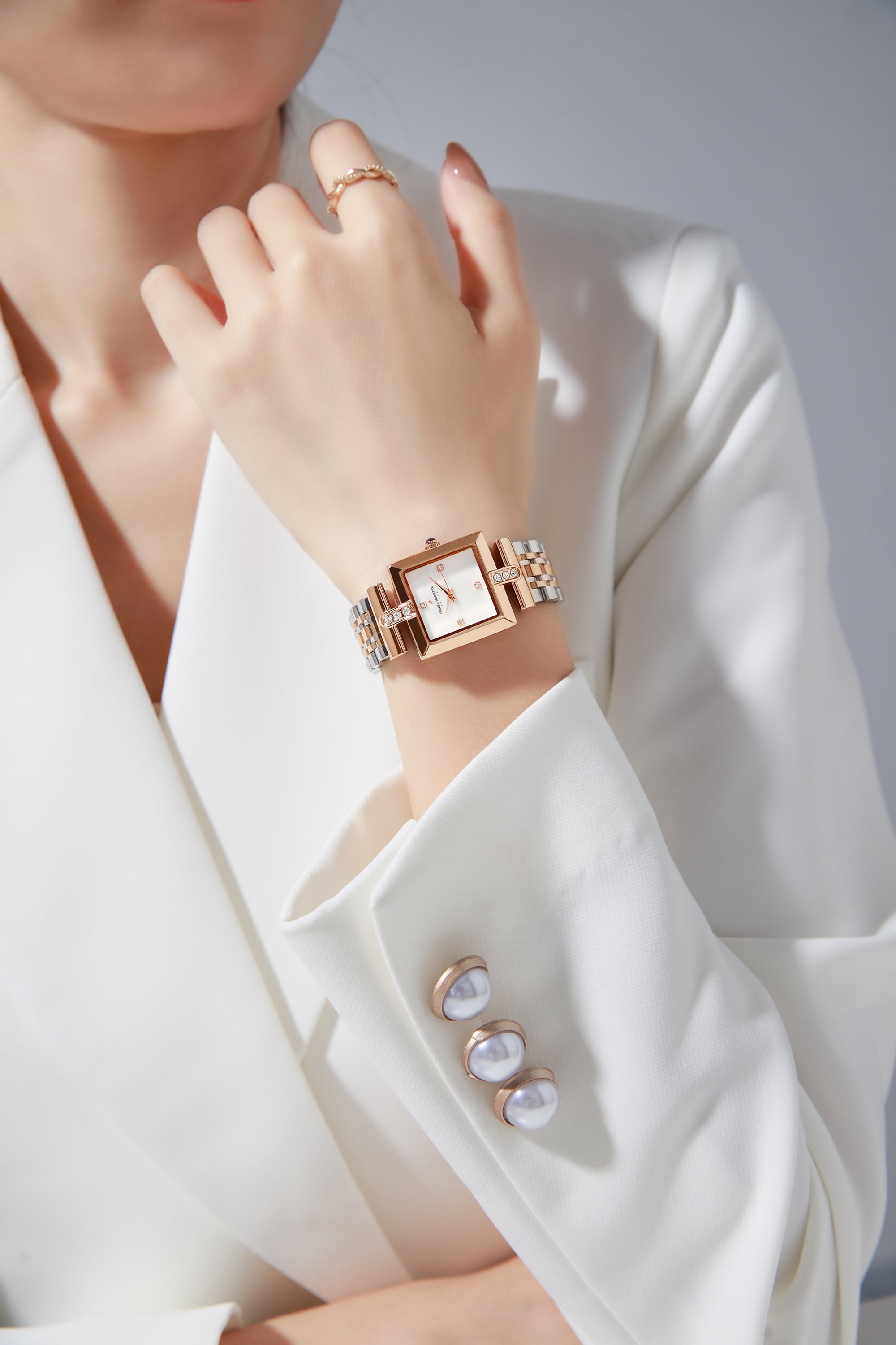 Daniel Hechter Paris Cambon Collection | DHW2008-22