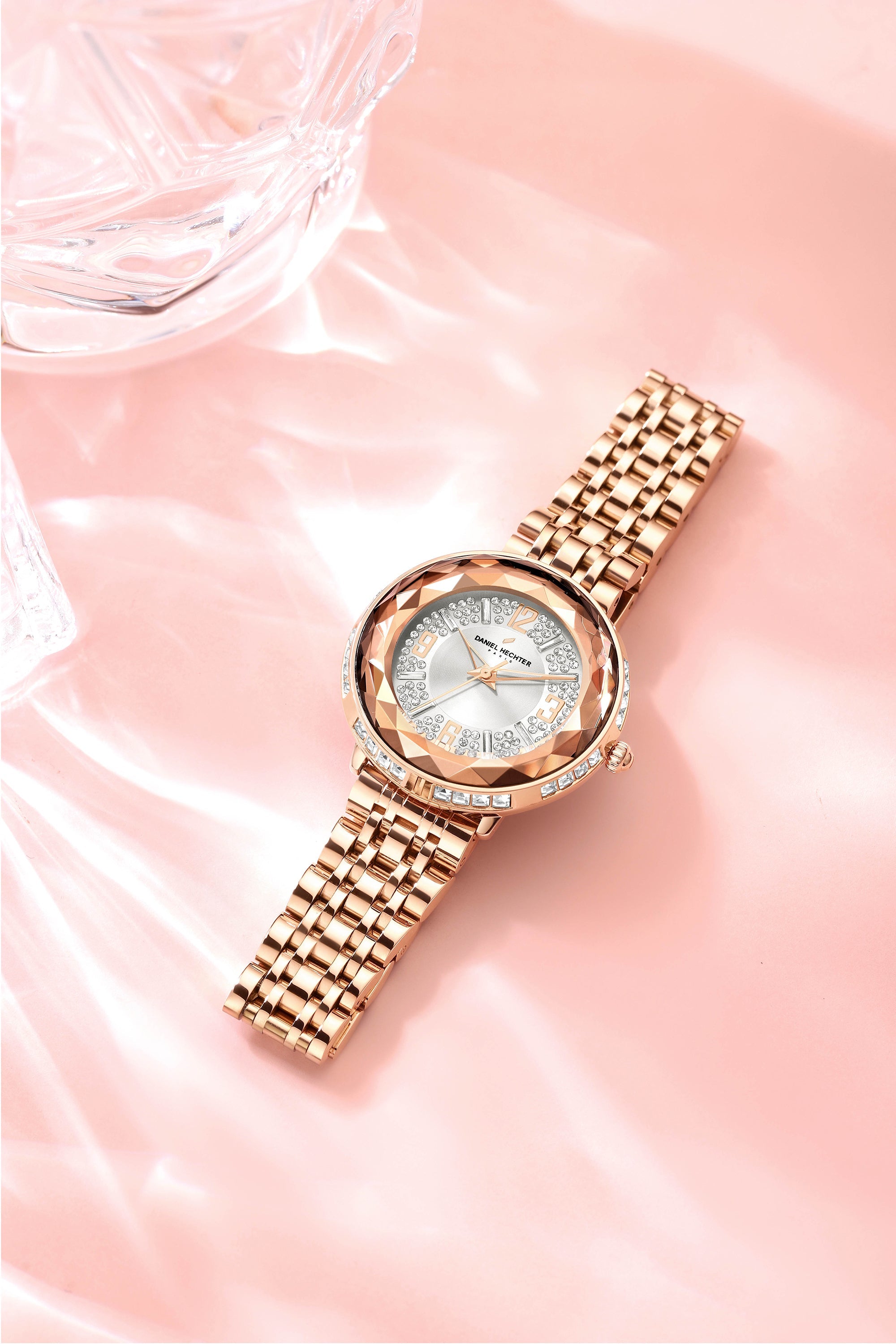 Daniel Hechter Paris Palais-Royal Collection DHW2003-22