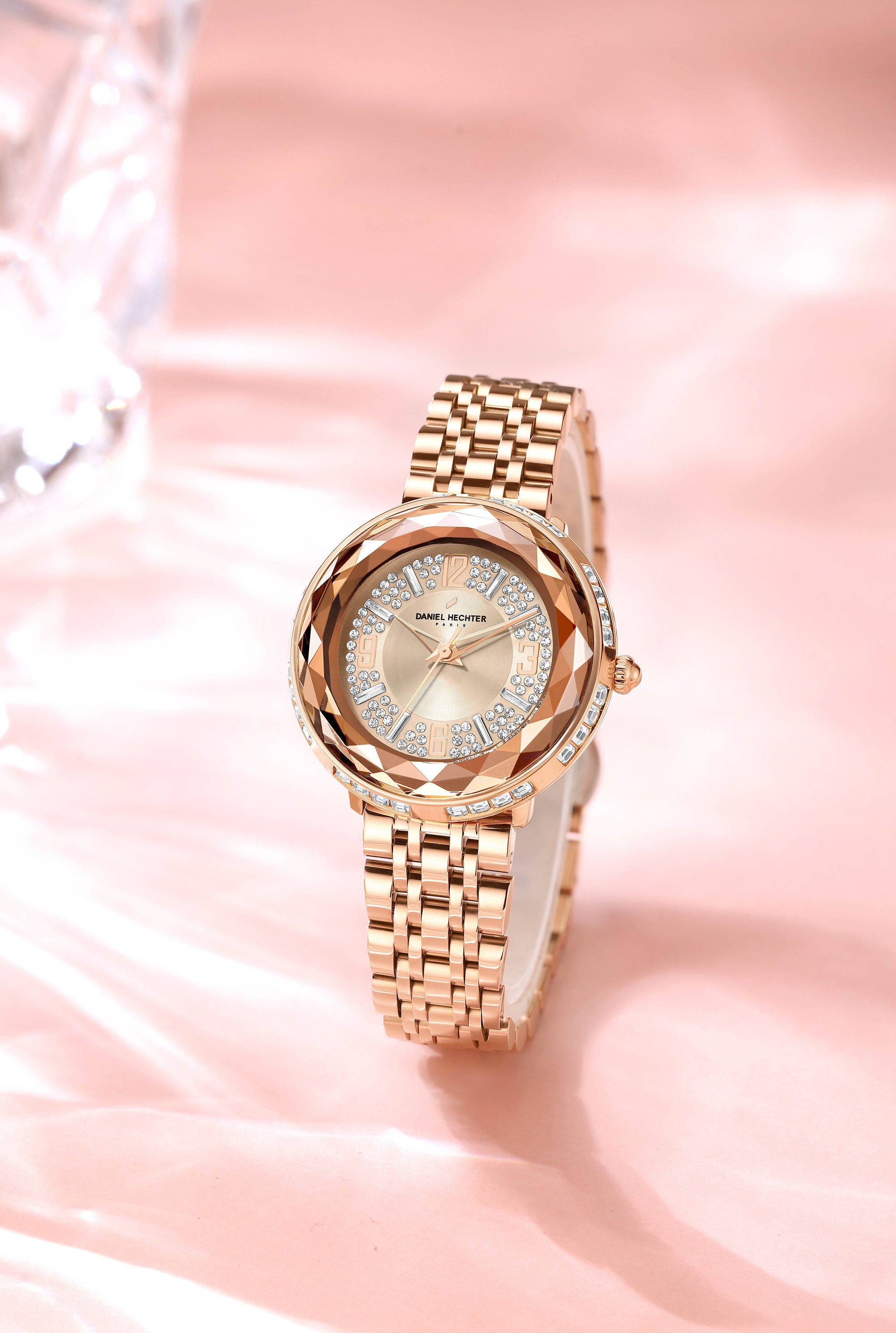 Daniel Hechter Paris Palais-Royal Collection | DHW2003-11