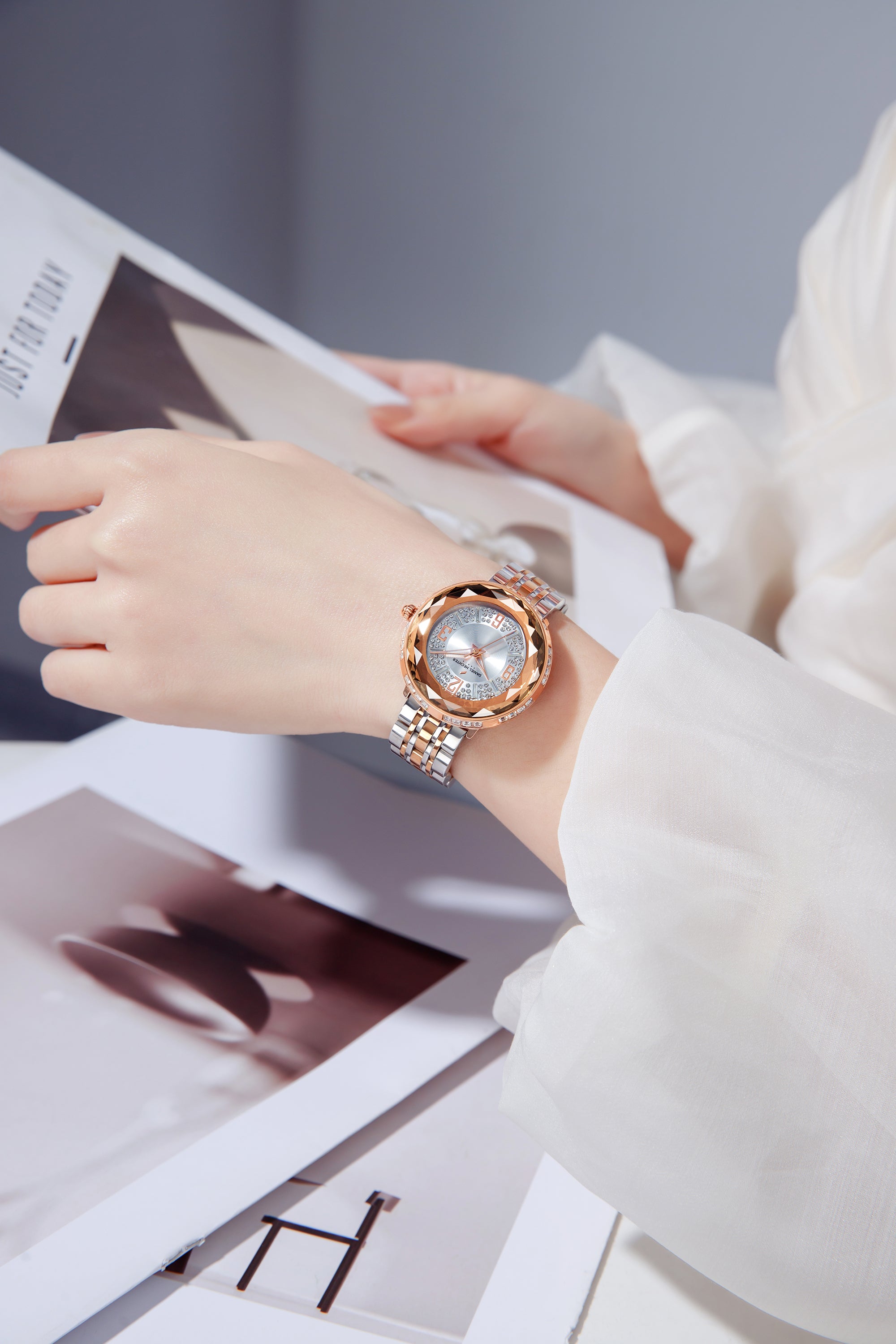 Daniel Hechter Paris Palais-Royal Collection | DHW2003-33